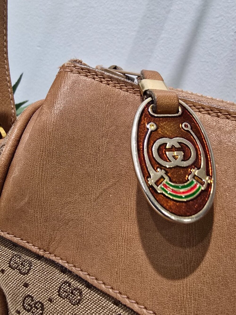 Gucci - Vintage GG Monogram Shoulder Bag, Web Stripe, Made in Italy​​ - Picture 4 of 16